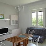 499 - Trilocale Nel Centro Di Marcelli, Con Giardino, Vicino Al Mare - Climatizzato, Inclusa * Marcelli
