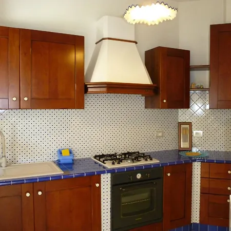 499 - Trilocale Nel Centro Di Marcelli, Con Giardino, Vicino Al Mare - Climatizzato, Inclusa * Marcelli